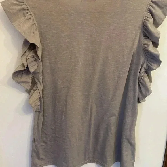 Grey ruffle top L - Picture 3 of 3